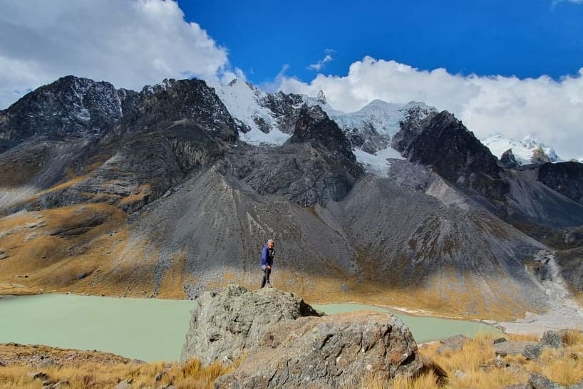 singrenacocha-lake-peru