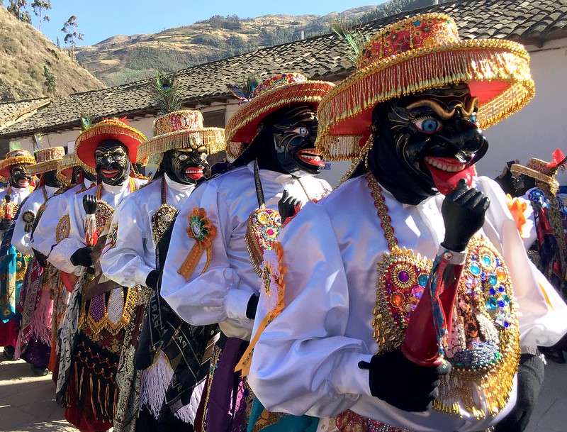 religious-cusco-festivity